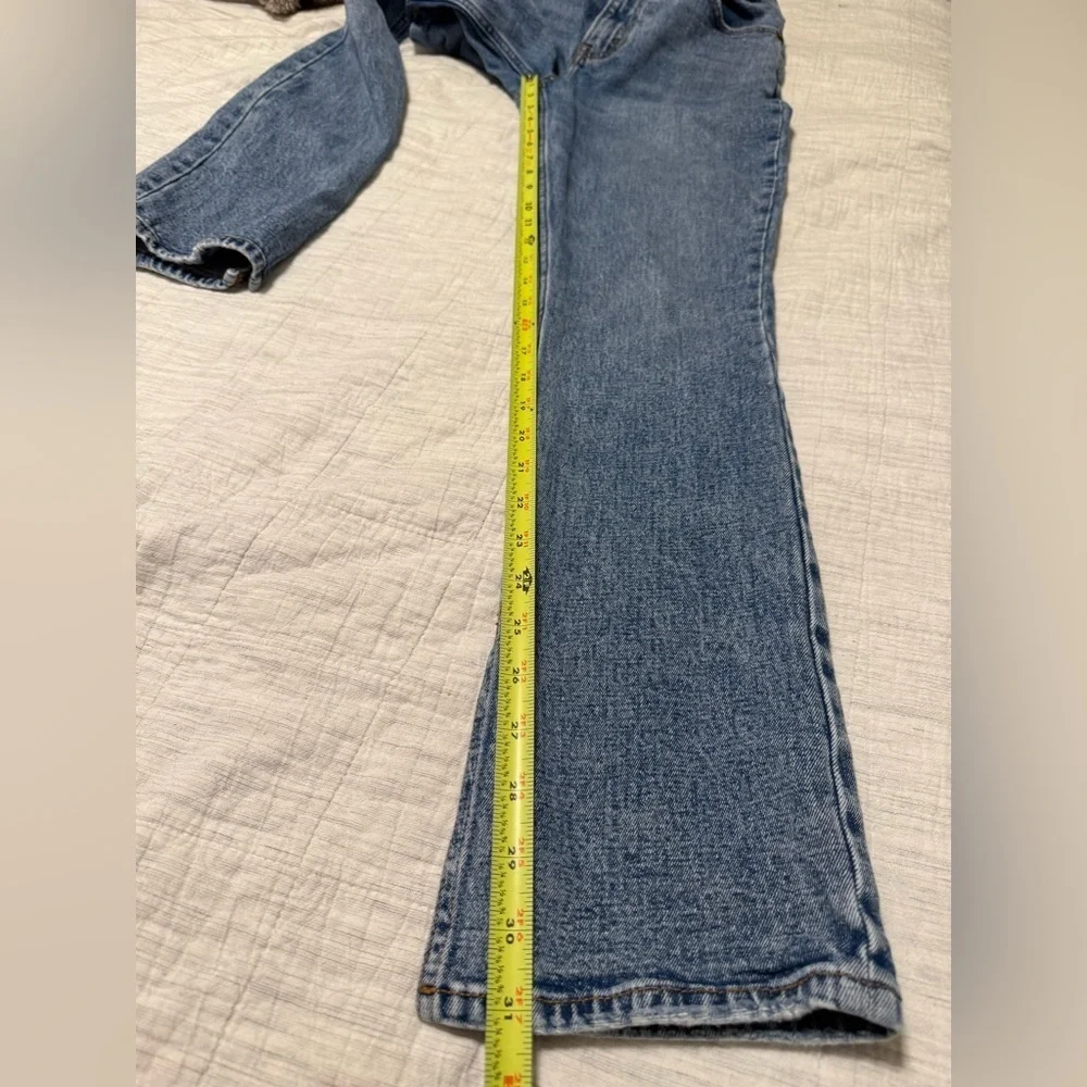 Abercrombie & Fitch abercrombie curve
